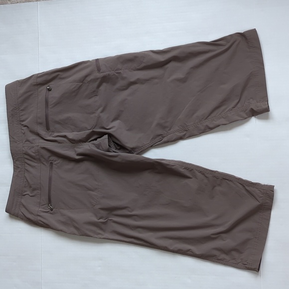 L.L. Bean Comfort Trail Nylon Crop Pants 8P Gray - Picture 7 of 16